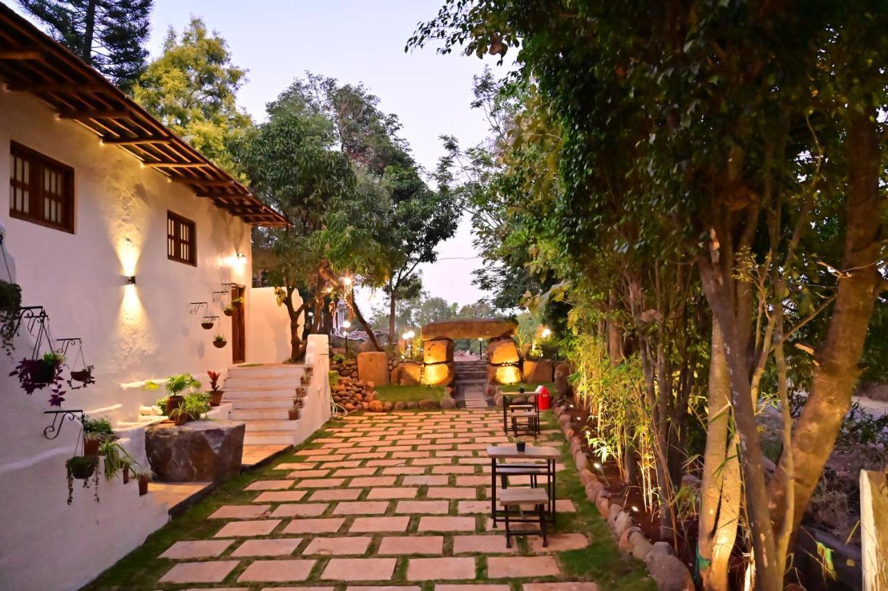 Achalaa Resort Kolhapur Εξωτερικό φωτογραφία